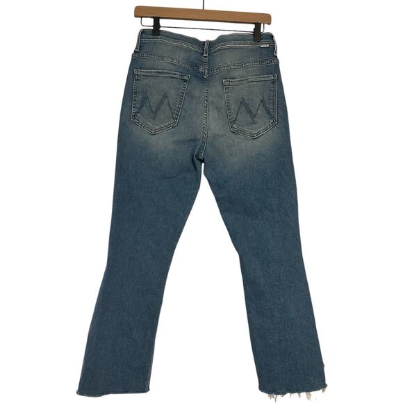 MOTHER The Insider Crop Step Fray Denim Jeans In Shoot To Thrill Wash Size 30”. - Picture 5 of 16